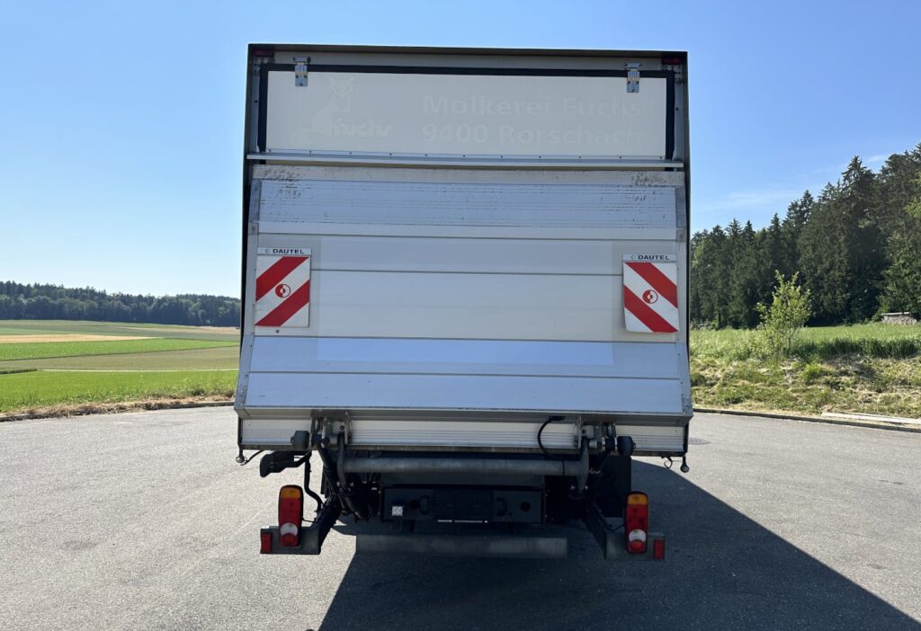 (D) 2008 Renault Midlum 220-12EL 4x2 Kühlkoffer/HB