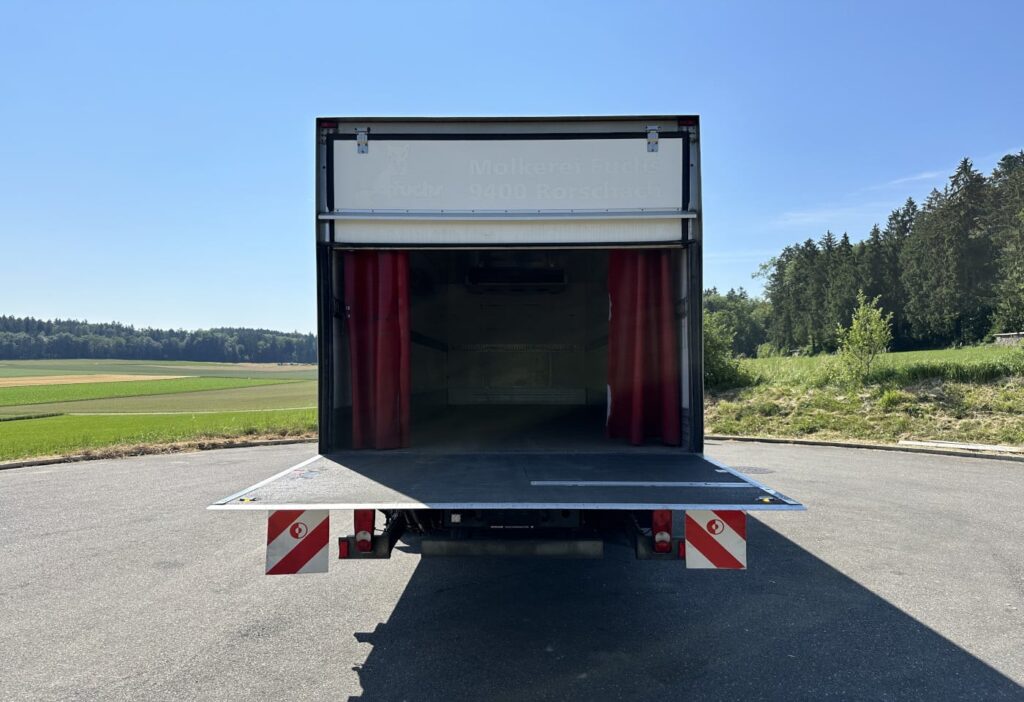 (D) 2008 Renault Midlum 220-12EL 4x2 Kühlkoffer/HB