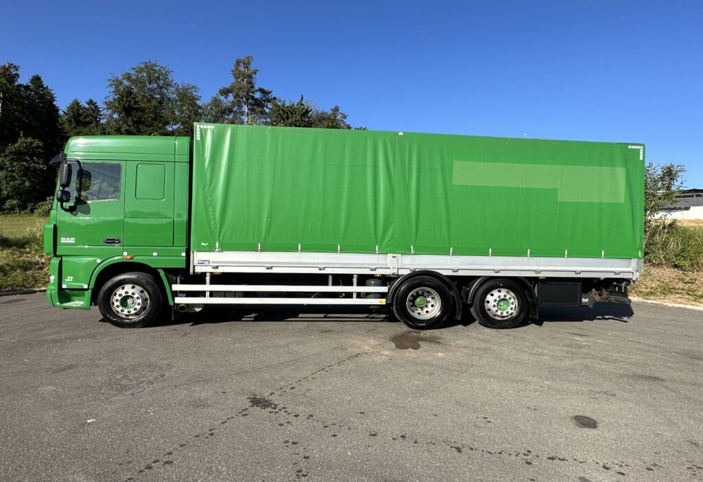 (D) 2012 DAF XF105.460 6x2 Blache / HB