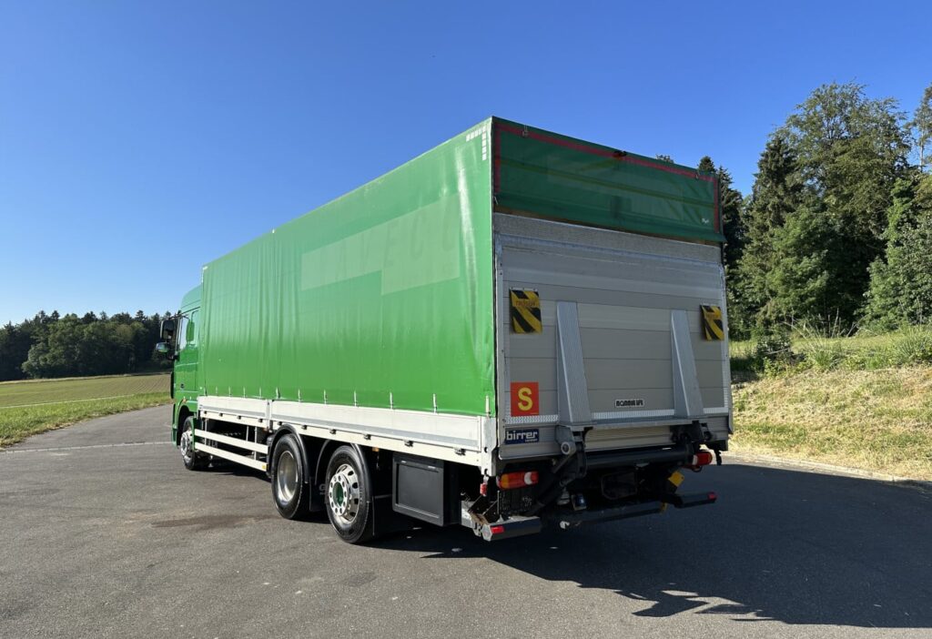 (D) 2012 DAF XF105.460 6x2 Blache / HB
