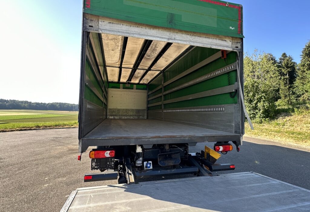 (D) 2012 DAF XF105.460 6x2 Blache / HB