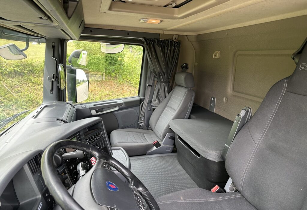 (D) 2014 Scania G360 LB 4x2 TKK/HB