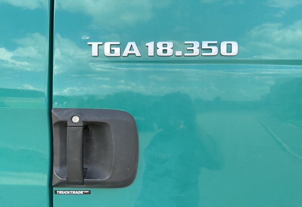 (D) 2006 MAN TGA 18.350 4x2 Kipper/Kran