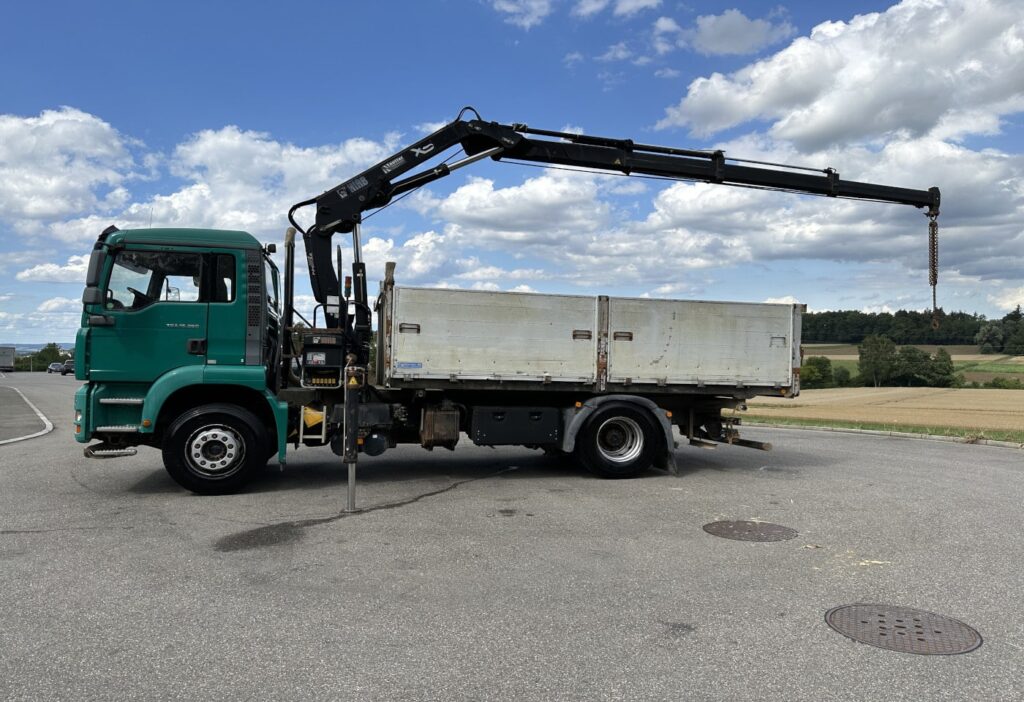 (D) 2006 MAN TGA 18.350 4x2 Kipper/Kran