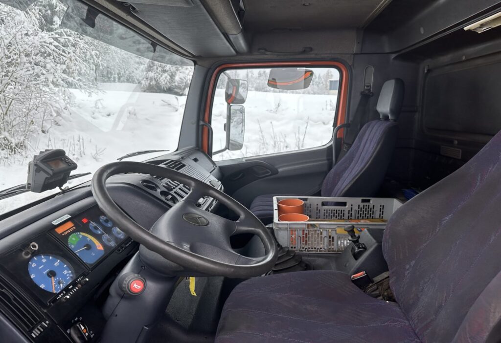 2000 MB-Atego 1323 4x2 Blache / HB