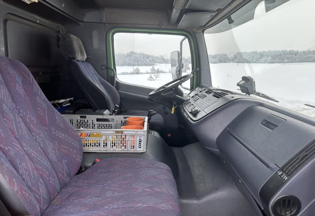 2000 MB-Atego 1323 4x2 Blache / HB