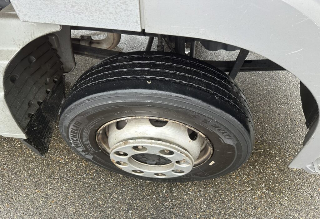 2000 MB-Atego 1323 4x2 Blache / HB