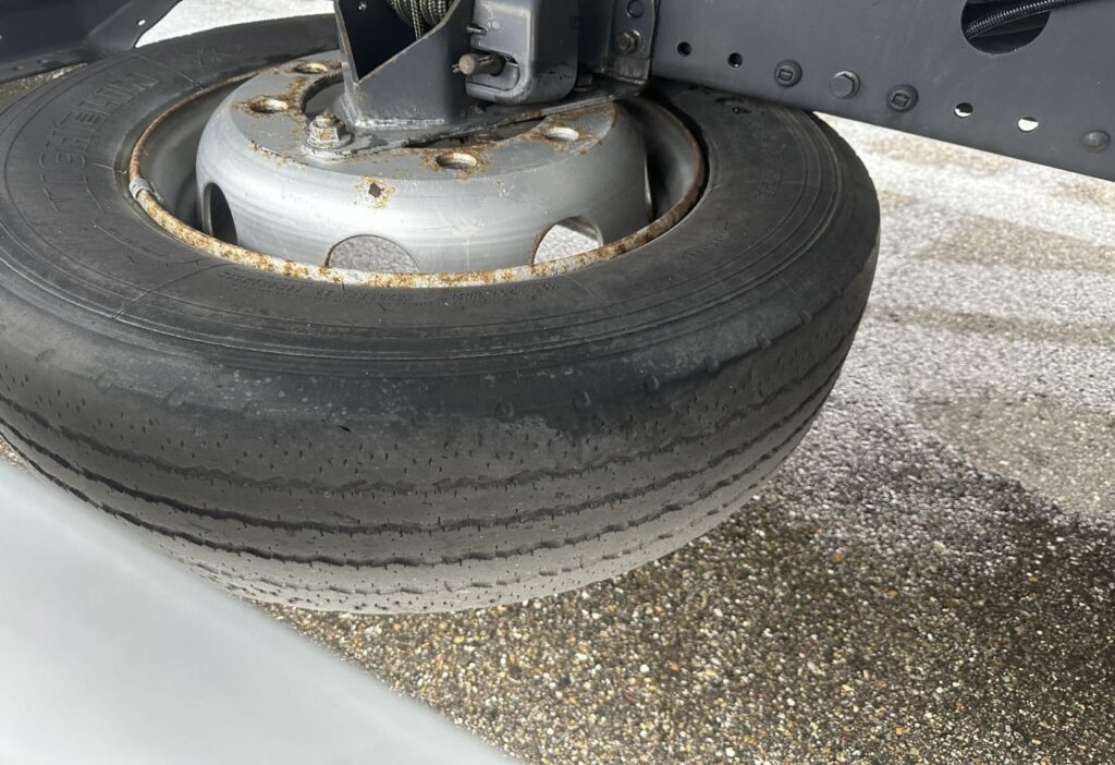 2000 MB-Atego 1323 4x2 Blache / HB