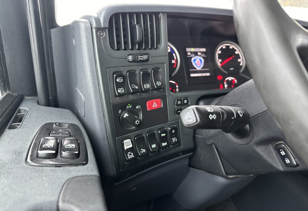 (D) 2013 Scania G480 6x4 SZM