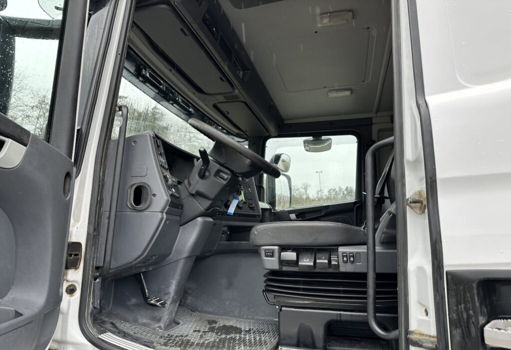(D) 2014 Scania G490CA 6x4 SZM