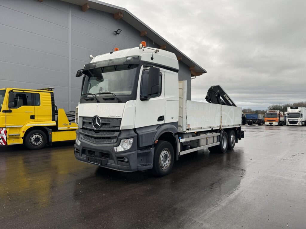 2016 Mercedes Benz Actros 2545 6x2*4 Hiab 244