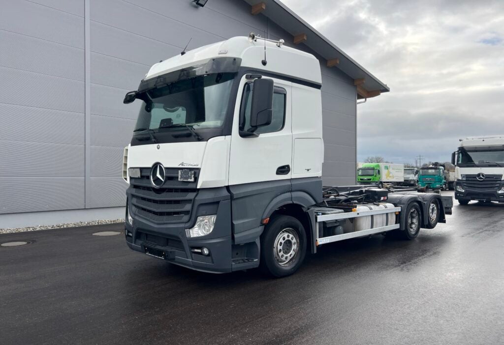 (D) 2016 MB-Actros 2545 6x2 Haken