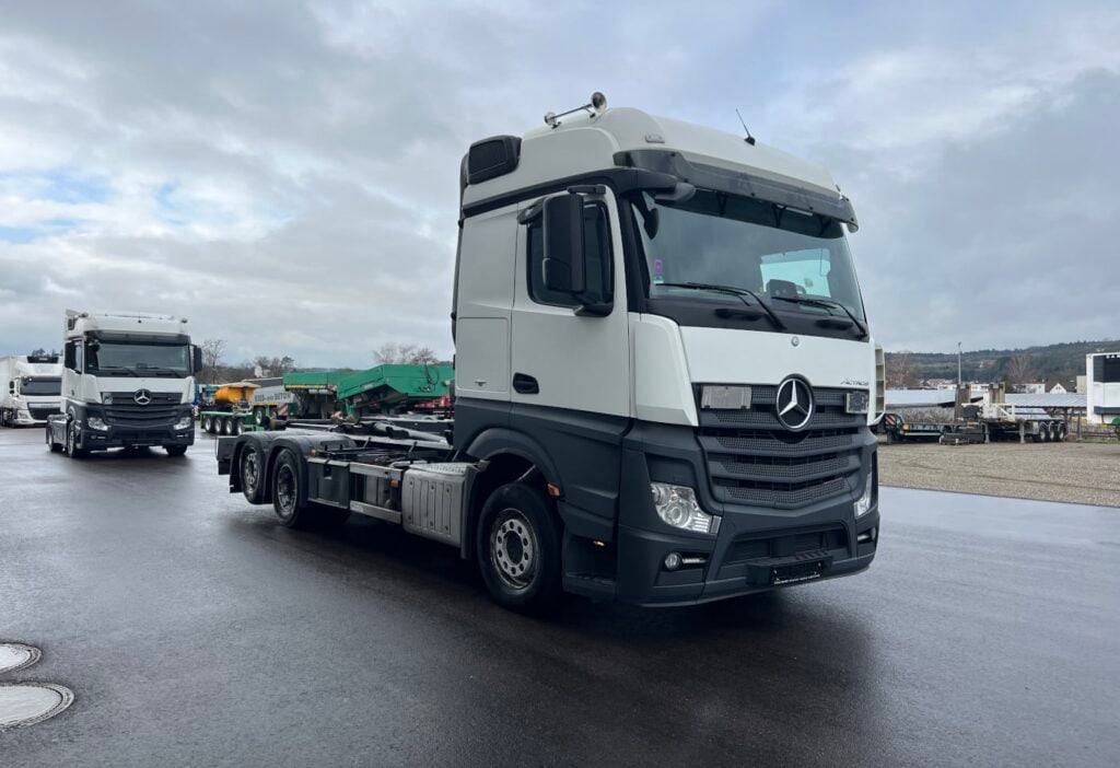 (D) 2016 MB-Actros 2545 6x2 Haken