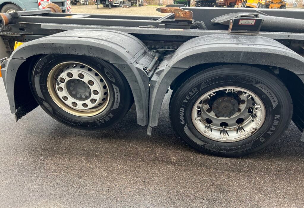 (D) 2016 MB-Actros 2545 6x2 Haken