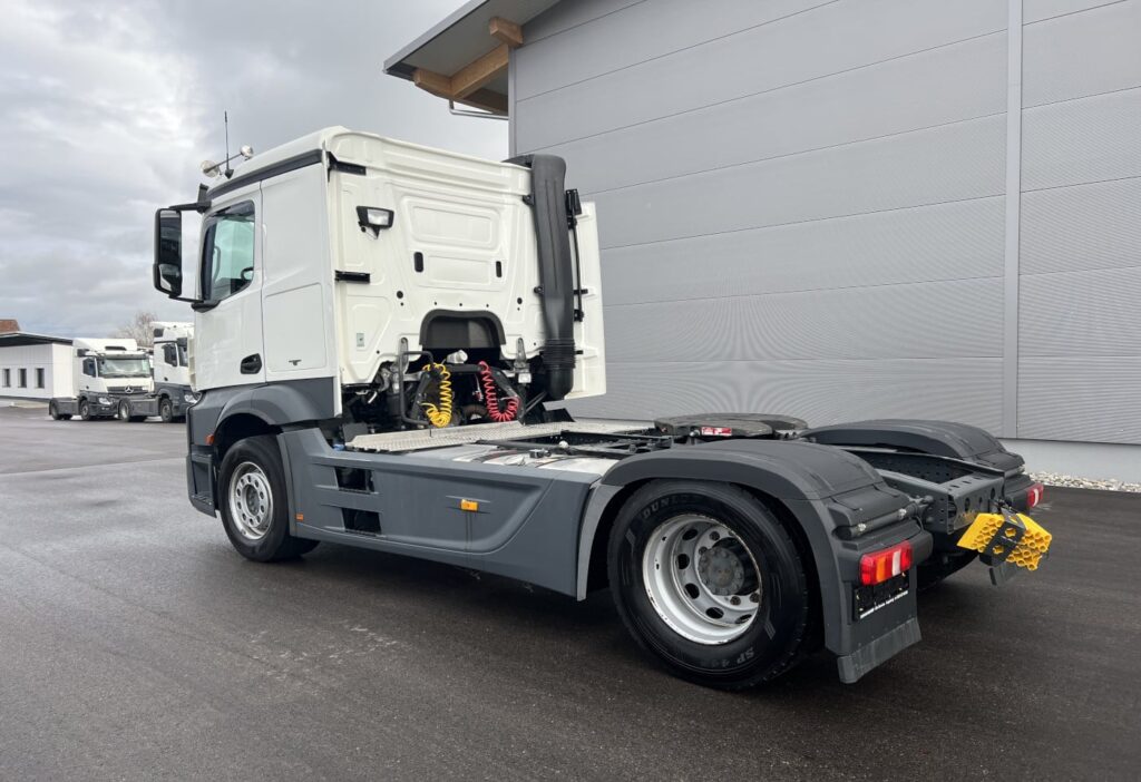 (D) MB-Actros 1840 4x2 SZM