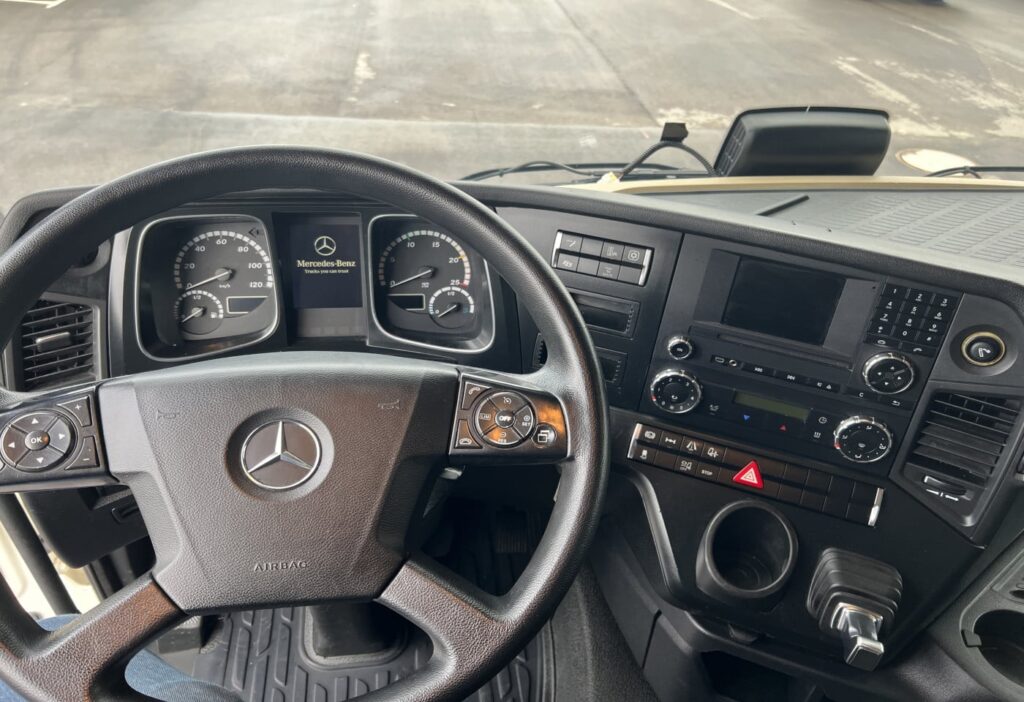 (D) MB-Actros 1840 4x2 SZM