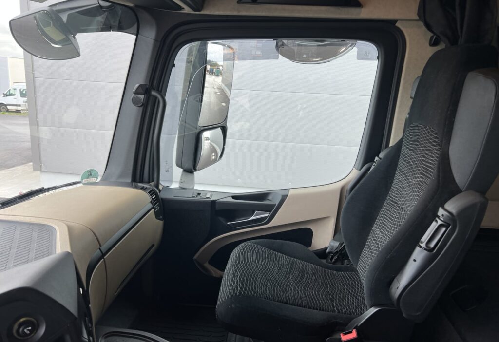 (D) MB-Actros 1840 4x2 SZM