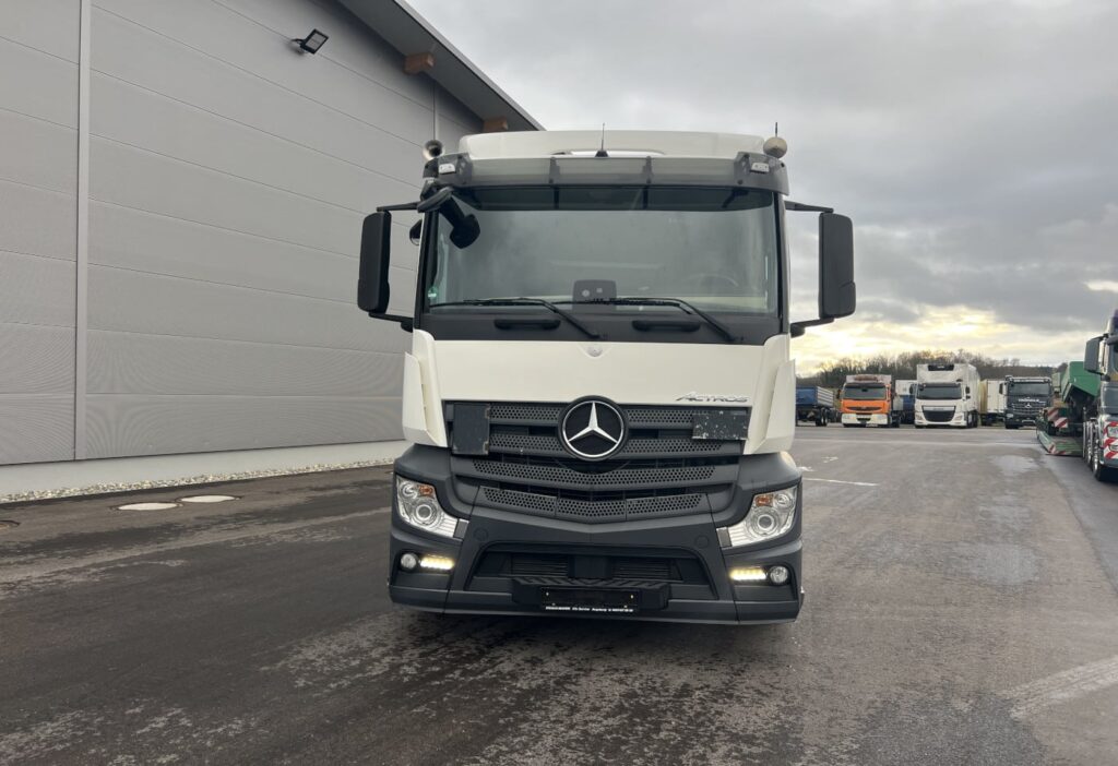 (D) 2017 MB-Actros 1843 LS 4x2 SZM