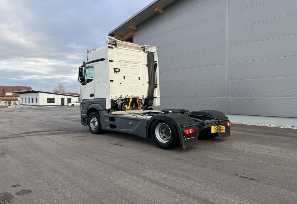 (D) 2016 MB-Actros 1845 LS 4x2 SZM