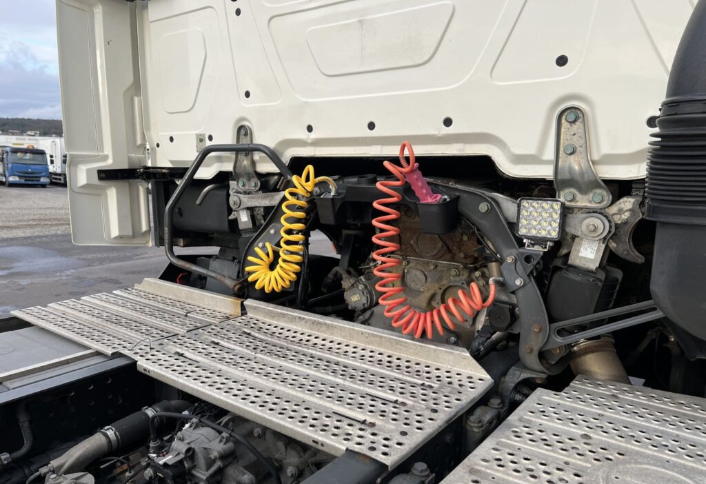 (D) 2016 MB-Actros 1845 LS 4x2 SZM