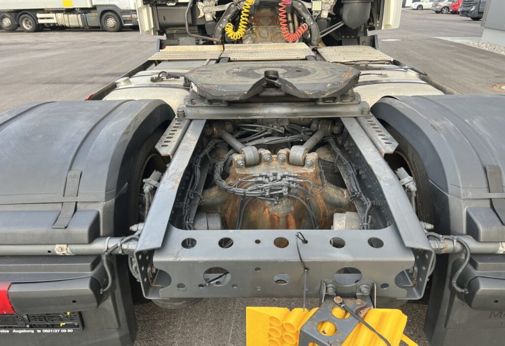 (D) 2016 MB-Actros 1845 LS 4x2 SZM