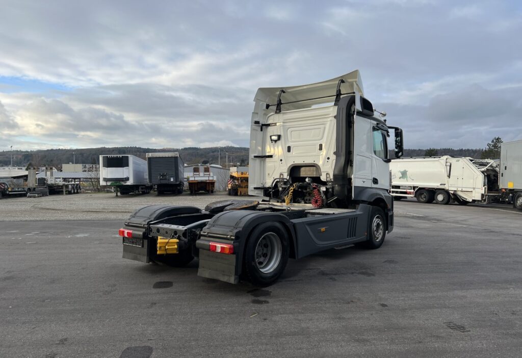 (D) 2016 MB-Actros 1840 LS 4x2 SZM