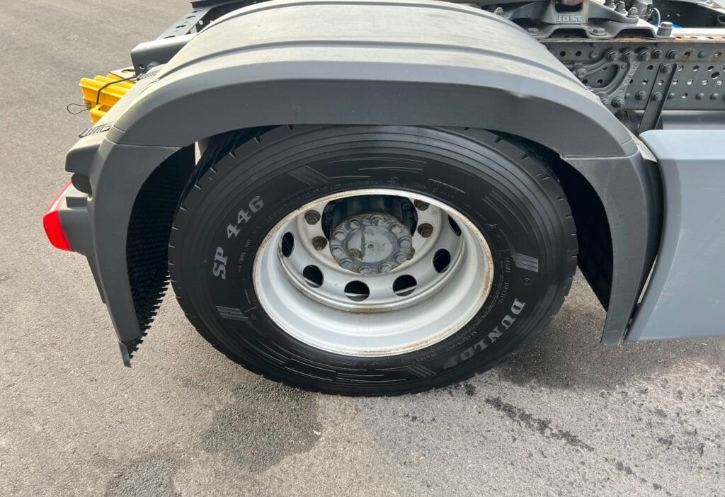 (D) 2016 MB-Actros 1840 LS 4x2 SZM