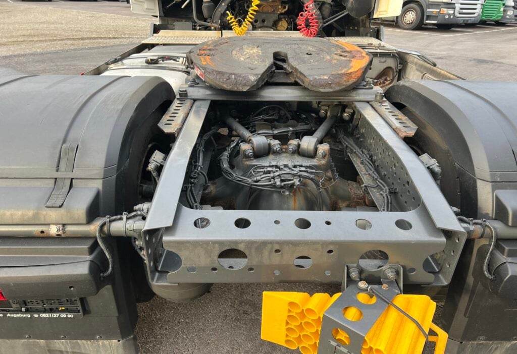 (D) 2016 MB-Actros 1840 LS 4x2 SZM