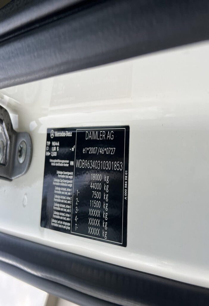 (D) 2018 MB-Actros 1842 LS 4x2 SZM