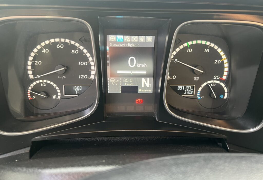 (D) 2018 MB-Actros 1842 LS 4x2 SZM