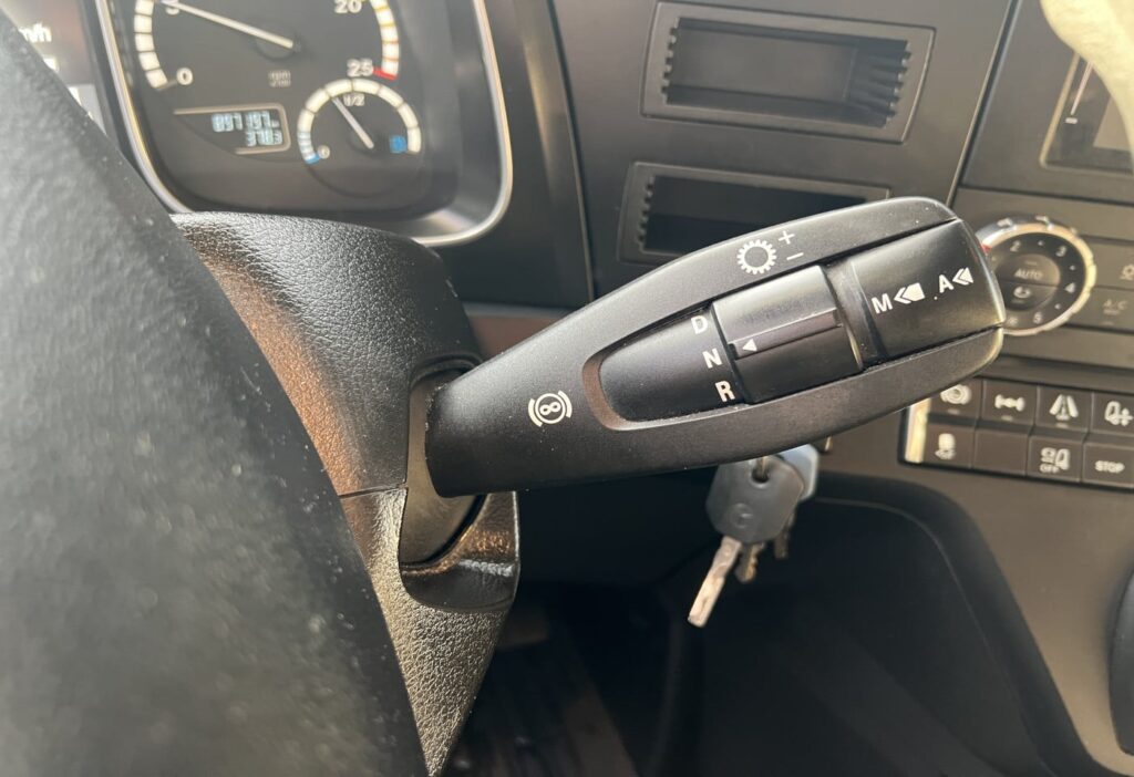 (D) 2018 MB-Actros 1842 LS 4x2 SZM