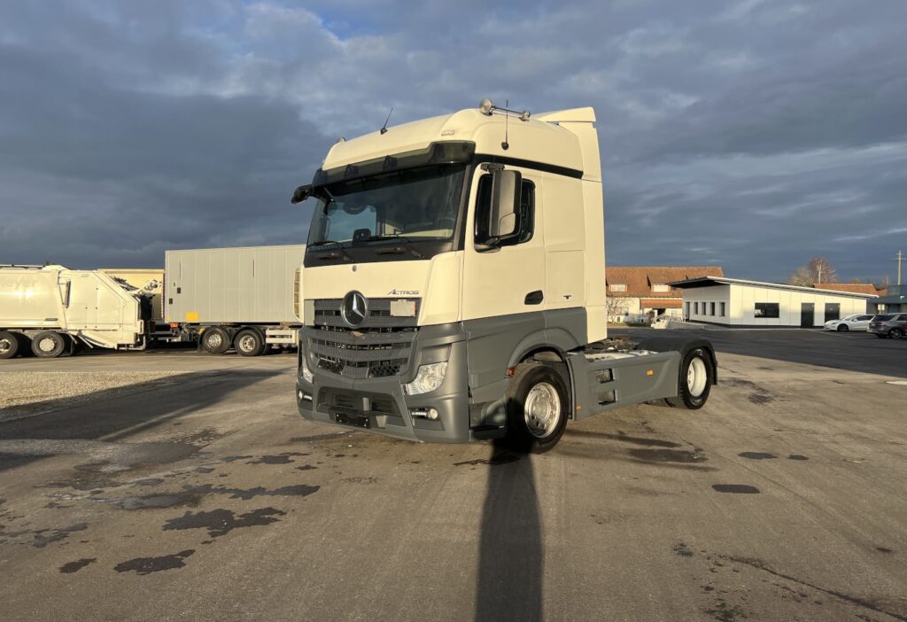 (D) 2018 MB-Actros 1842 LS 4x2 SZM