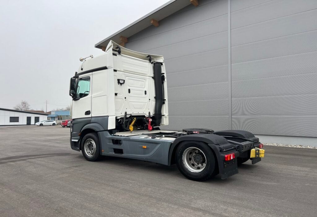 (D) 2018 MB-Actros 1842 LS 4x2 SZM