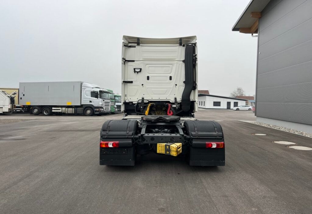 (D) 2018 MB-Actros 1842 LS 4x2 SZM