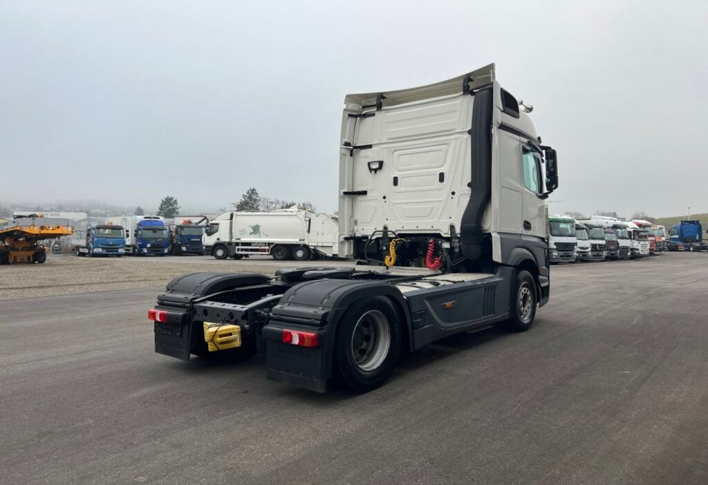 (D) 2018 MB-Actros 1842 LS 4x2 SZM