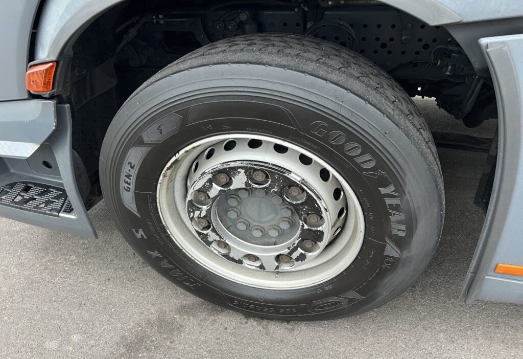 (D) 2018 MB-Actros 1842 LS 4x2 SZM