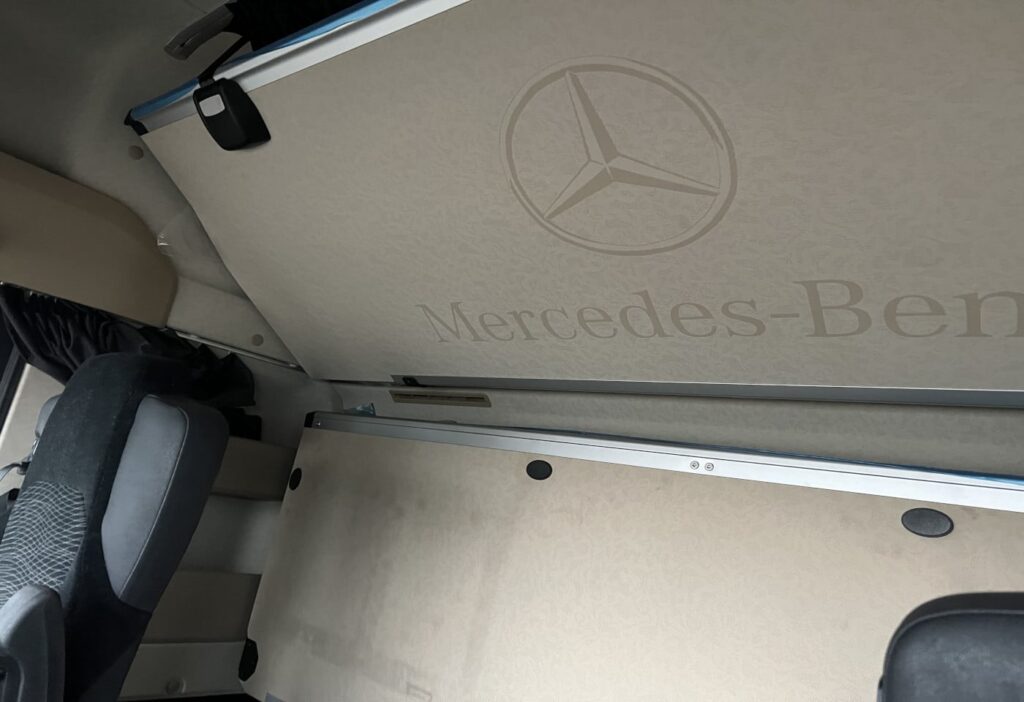 (D) 2018 MB-Actros 1842 LS 4x2 SZM