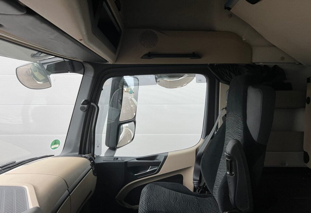 (D) 2018 MB-Actros 1842 LS 4x2 SZM