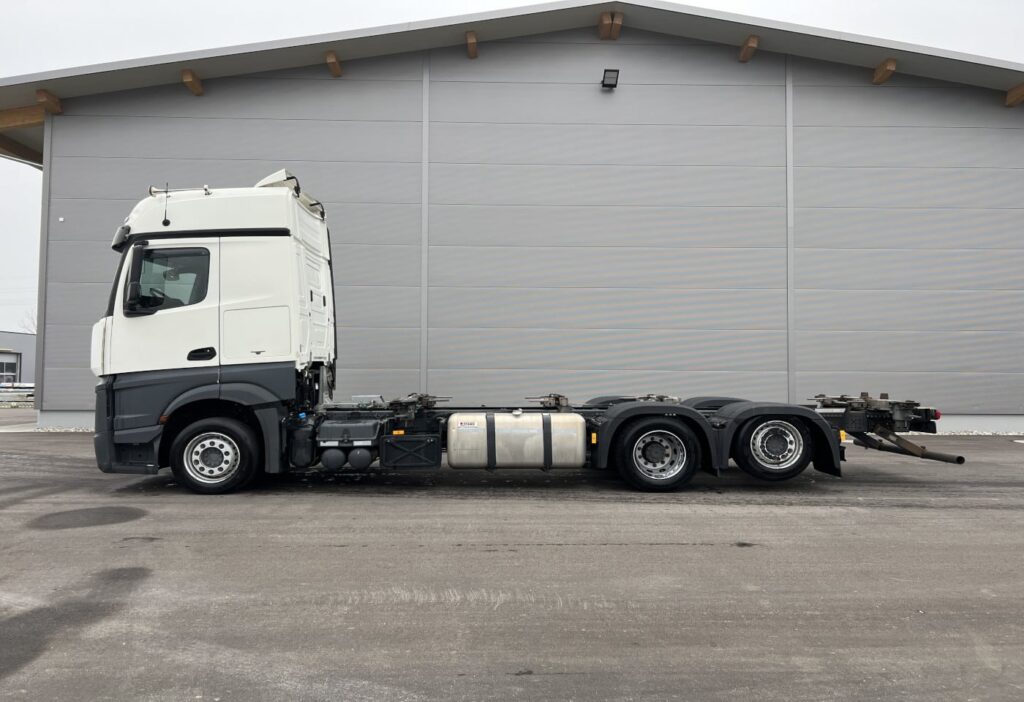(D) 2017 MB-Actros 2545 6x2 BDF