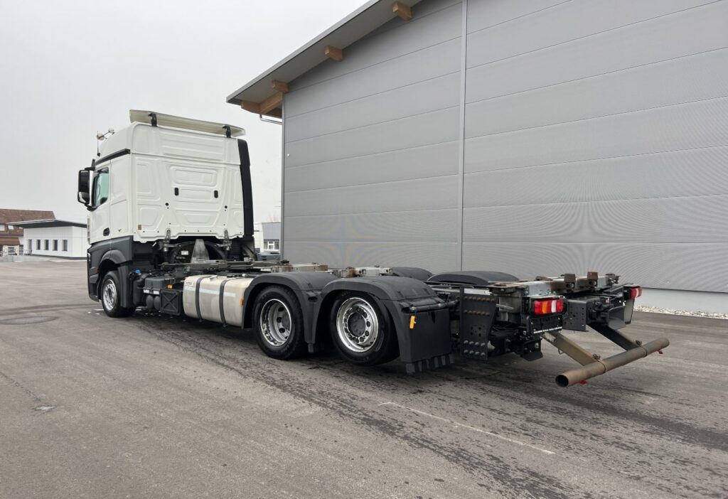 (D) 2017 MB-Actros 2545 6x2 BDF