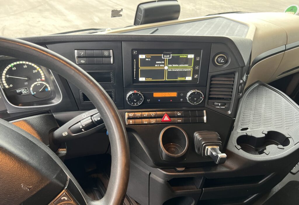 (D) 2017 MB-Actros 2545 6x2 BDF