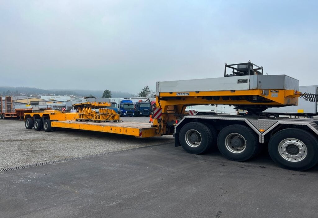 (D) 2010 Goldhofer STZ-VP 3-43/80A Tieflader
