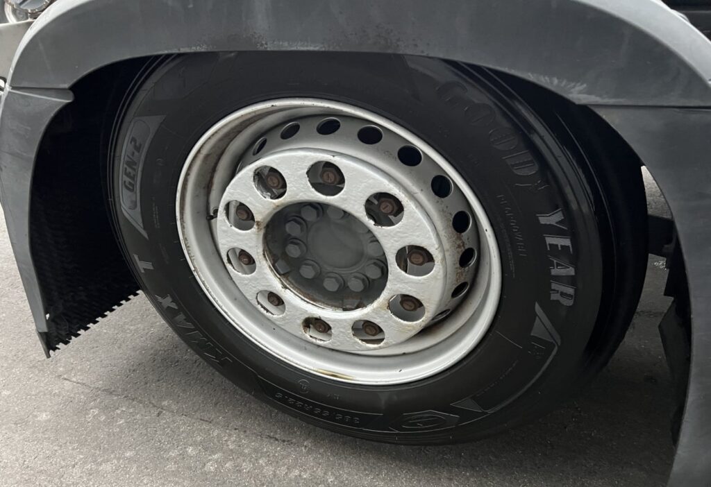 (D) 2016 MB-Actros 2545 LS 6x2 Haken