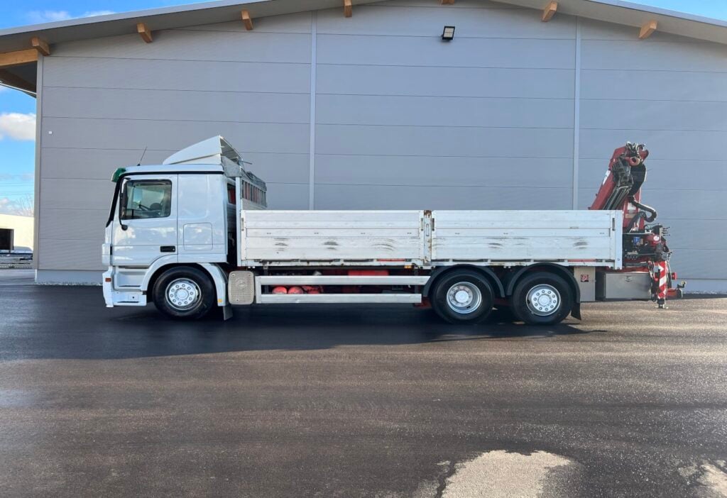 (D) 2004 MB Actros 2541 6x2*4 Brücke / Kran