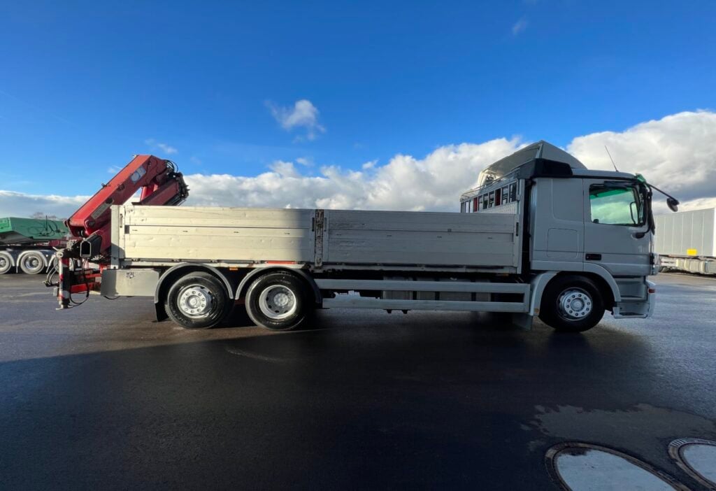 (D) 2004 MB Actros 2541 6x2*4 Brücke / Kran