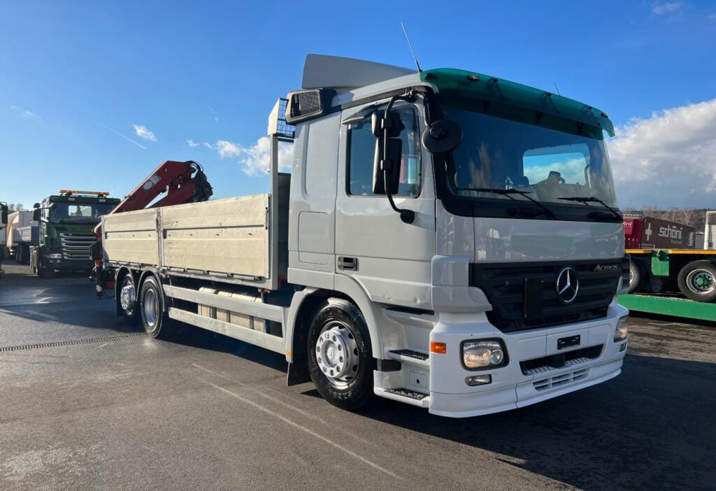 (D) 2004 MB Actros 2541 6x2*4 Brücke / Kran