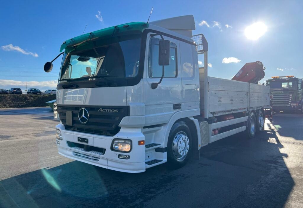 (D) 2004 MB Actros 2541 6x2*4 Brücke / Kran