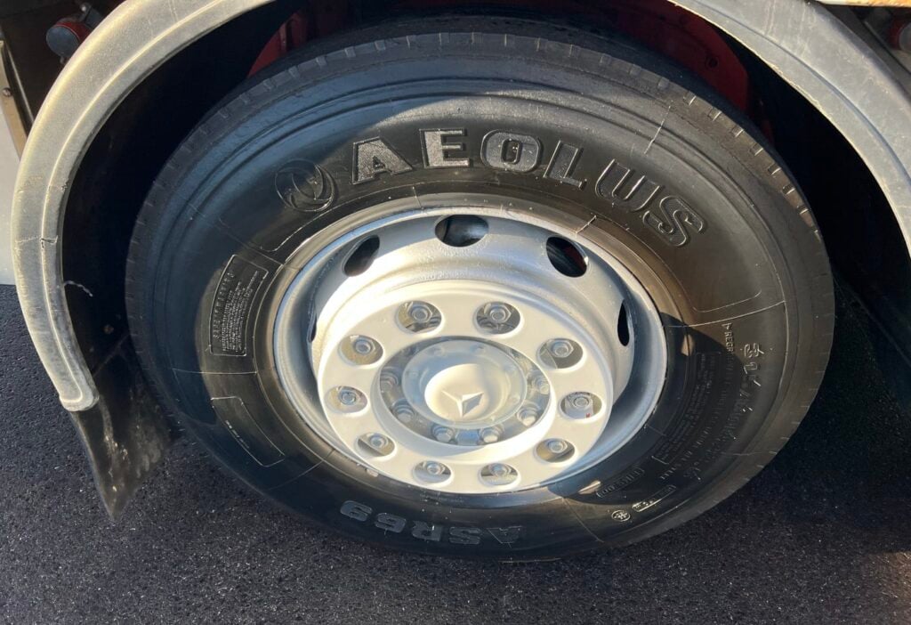 (D) 2004 MB Actros 2541 6x2*4 Brücke / Kran