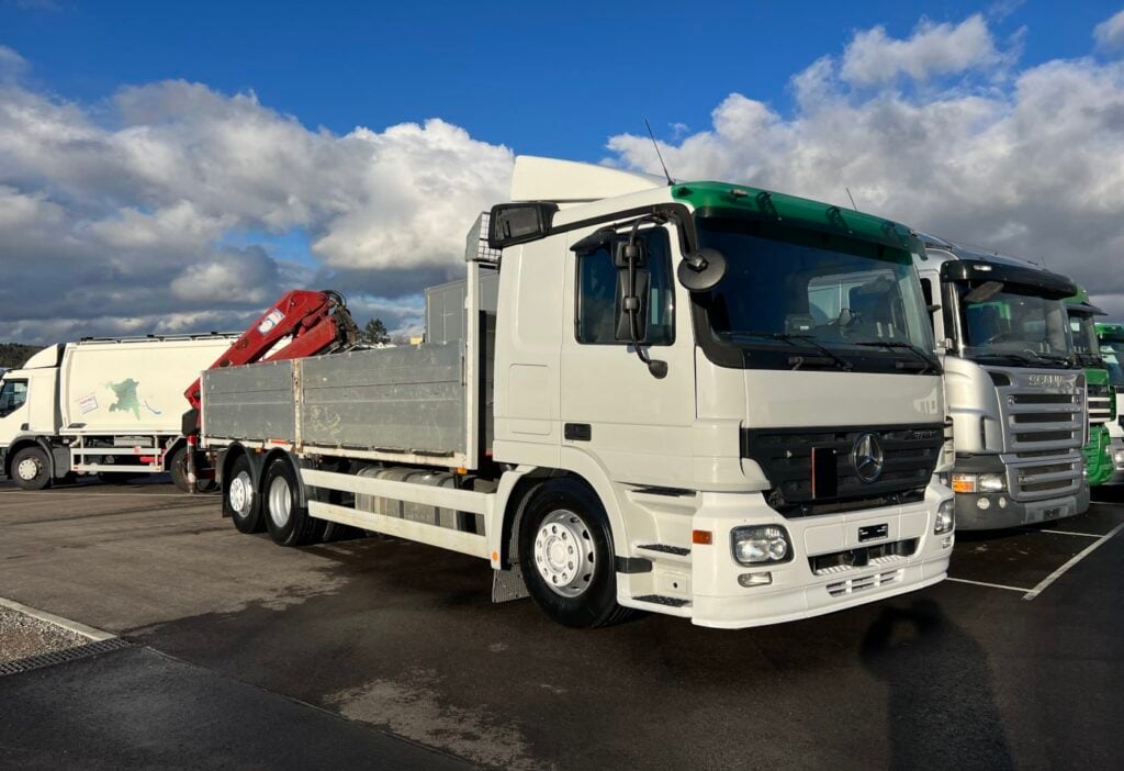 (D) 2004 MB Actros 2541 6x2*4 Brücke / Kran