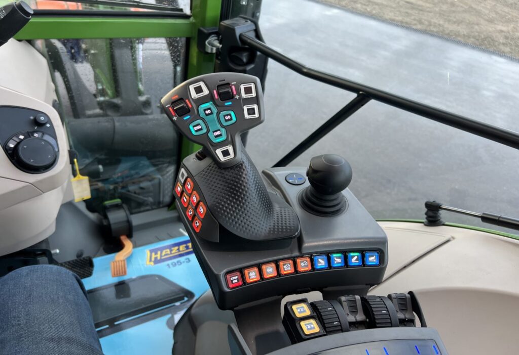 (D) 2021 Fendt 211 S Vario GEN 3